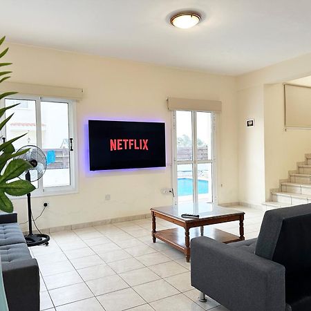 Sunset Pearl Holiday Villa Aya Napa Dış mekan fotoğraf