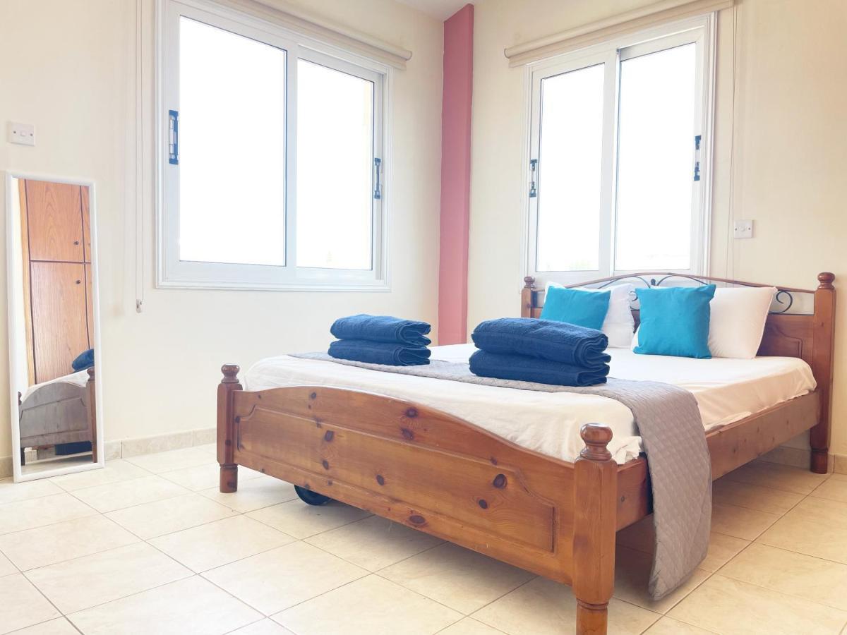 Sunset Pearl Holiday Villa Aya Napa Dış mekan fotoğraf