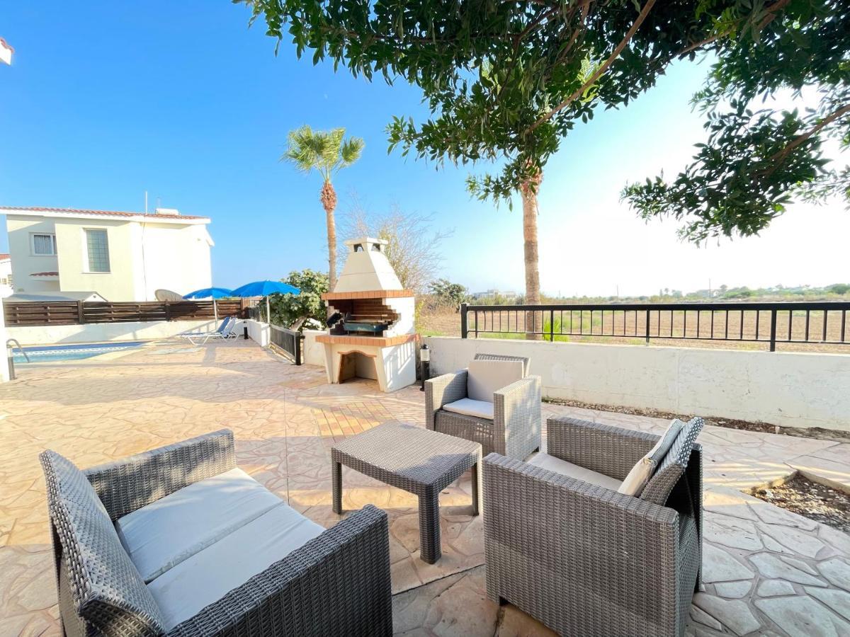 Sunset Pearl Holiday Villa Aya Napa Dış mekan fotoğraf