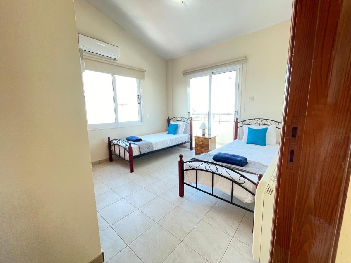Sunset Pearl Holiday Villa Aya Napa Dış mekan fotoğraf