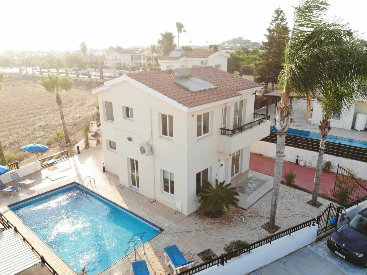 Sunset Pearl Holiday Villa Aya Napa Dış mekan fotoğraf