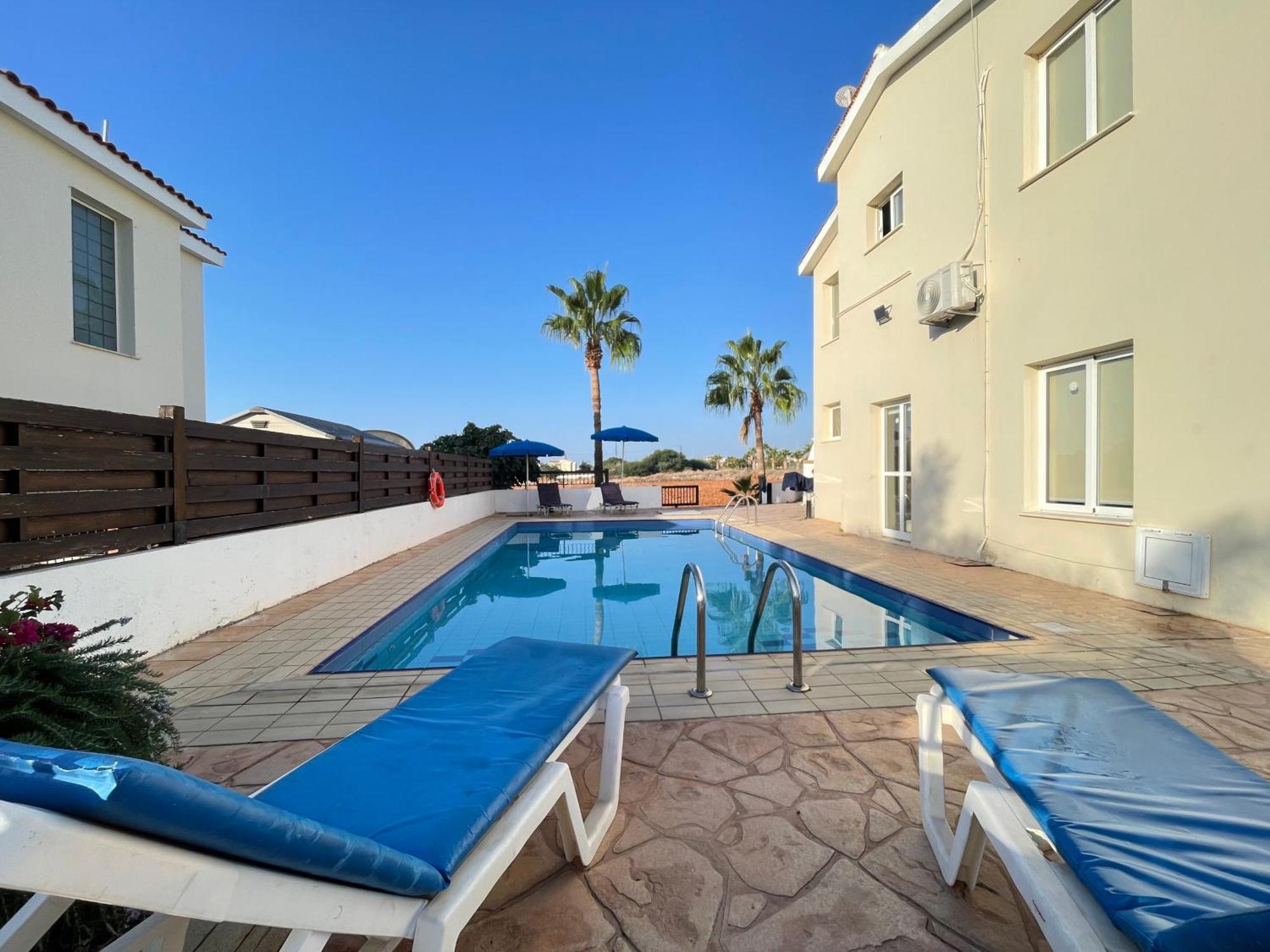 Sunset Pearl Holiday Villa Aya Napa Dış mekan fotoğraf