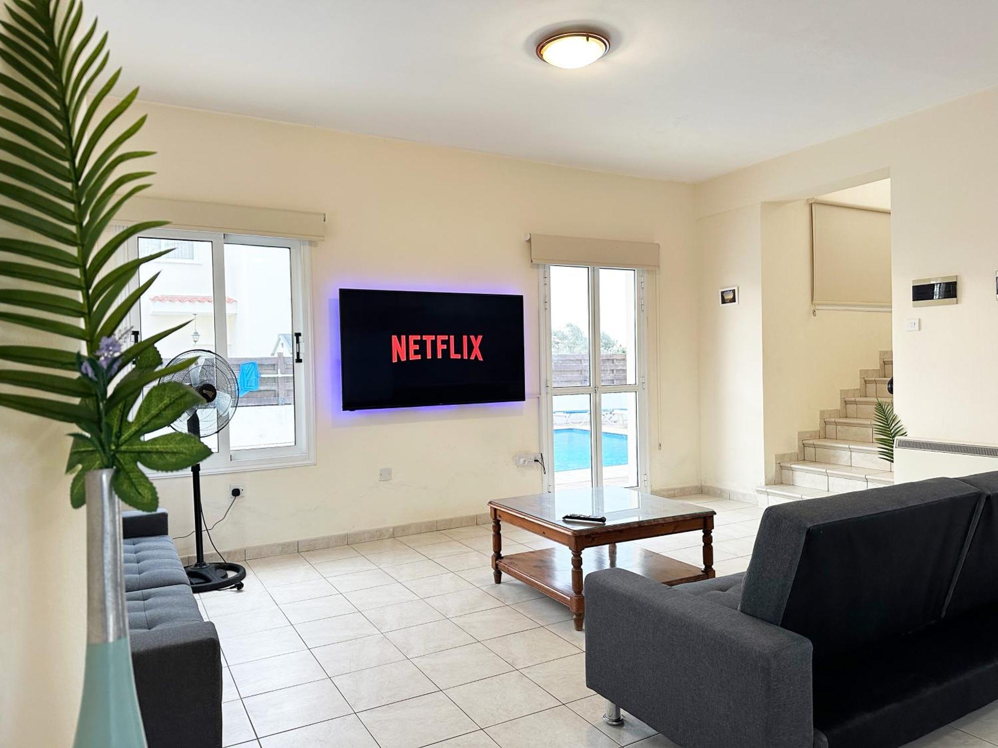 Sunset Pearl Holiday Villa Aya Napa Dış mekan fotoğraf