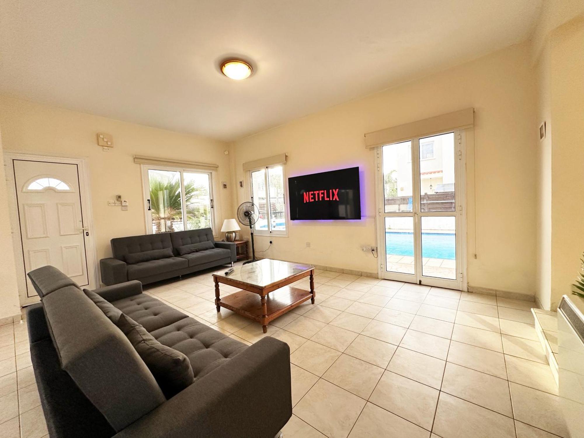 Sunset Pearl Holiday Villa Aya Napa Dış mekan fotoğraf